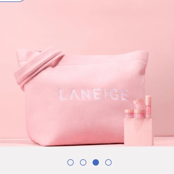 NIB Laneige baby pink and white oversized terry cloth tote bag 🩷🤍 - Picture 1 of 5